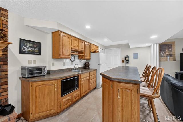 411 John Henry Street, Belleville, IL 62220