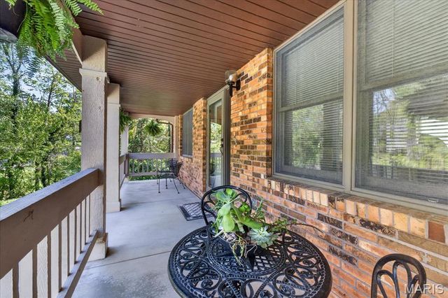 411 John Henry Street, Belleville, IL 62220