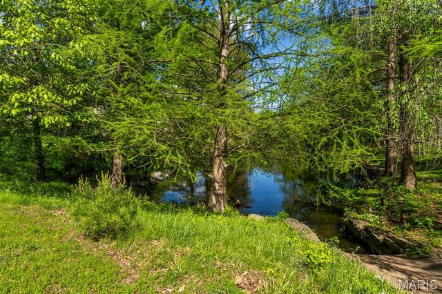 411 John Henry Street, Belleville, IL 62220