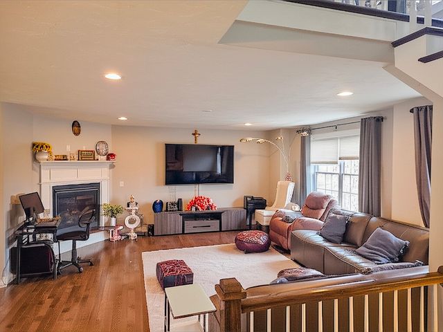 239 Woodland St 3, West Boylston, MA 01583