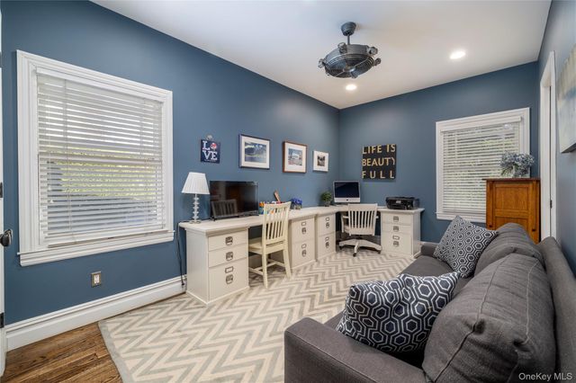 755 N Village Avenue, Rockville Centre, NY 11570