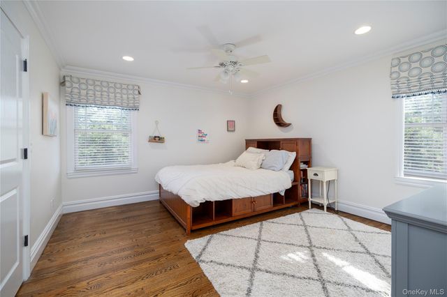 755 N Village Avenue, Rockville Centre, NY 11570