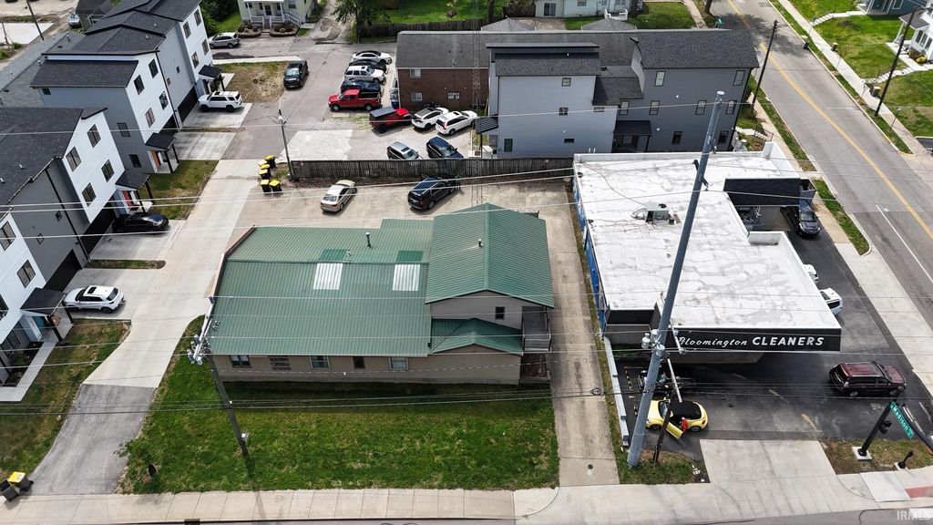 315 W 17th Street, Bloomington, IN 47404