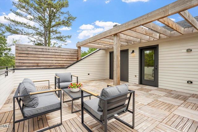 811 Maple Berry Lane 101, Raleigh, NC 27607