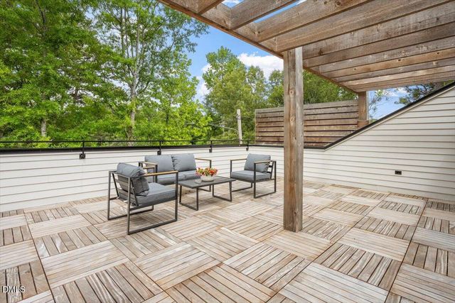 811 Maple Berry Lane 101, Raleigh, NC 27607