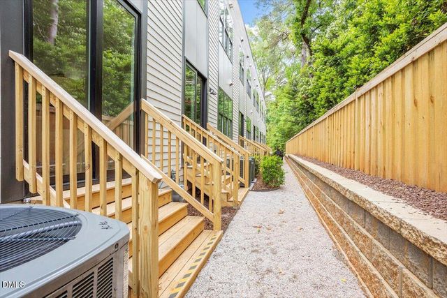 811 Maple Berry Lane 101, Raleigh, NC 27607