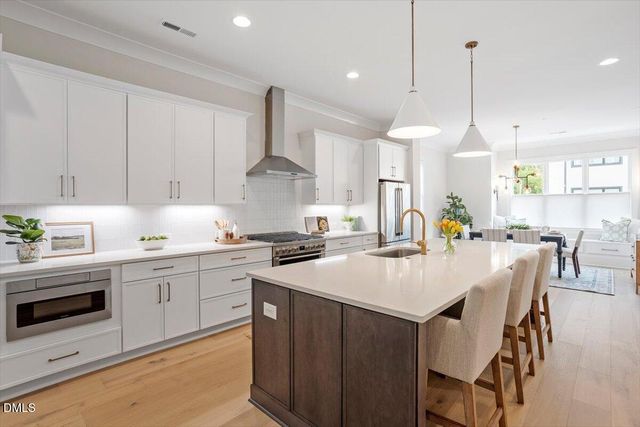 811 Maple Berry Lane 101, Raleigh, NC 27607