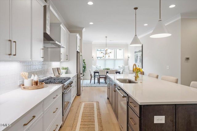 811 Maple Berry Lane 101, Raleigh, NC 27607