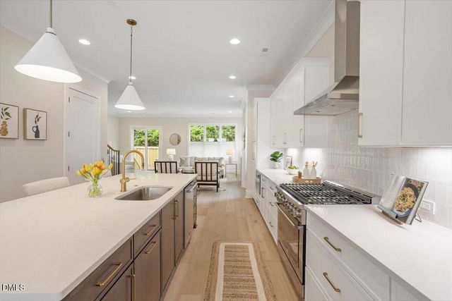 811 Maple Berry Lane 101, Raleigh, NC 27607