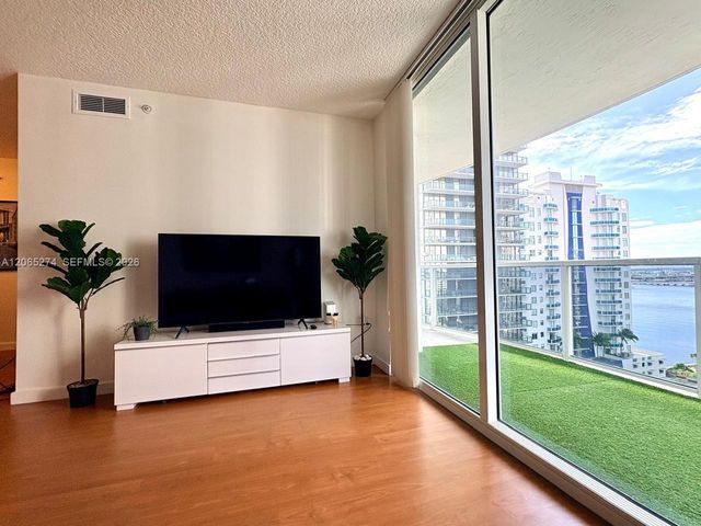 601 NE 23rd Street PH04, Miami, FL 33137