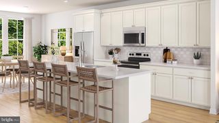 10106 QUEENS WAY, Manassas, VA 20110