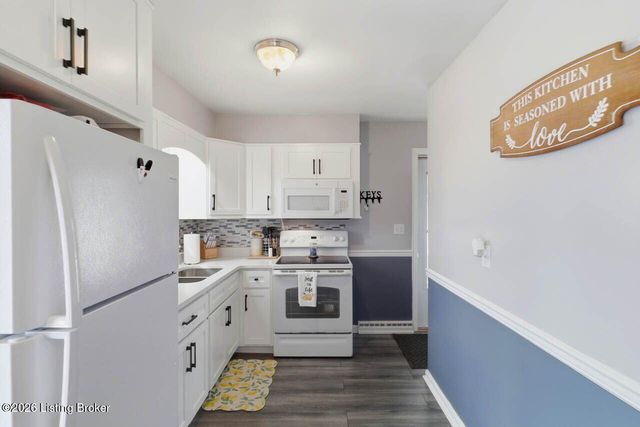 8814 Terry Rd, Louisville, KY 40258