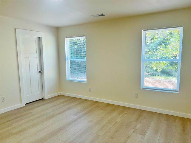 28 Blackstock Road, Inman, SC 29349