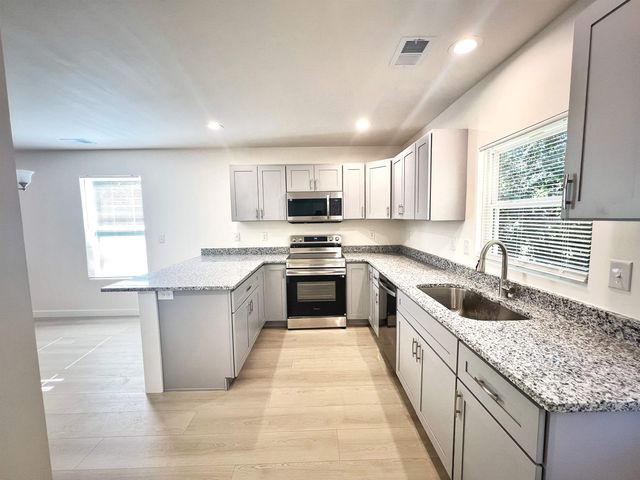 28 Blackstock Road, Inman, SC 29349