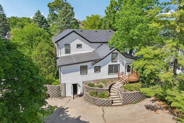 408 W Lake Street, Lake Mills, WI 53551