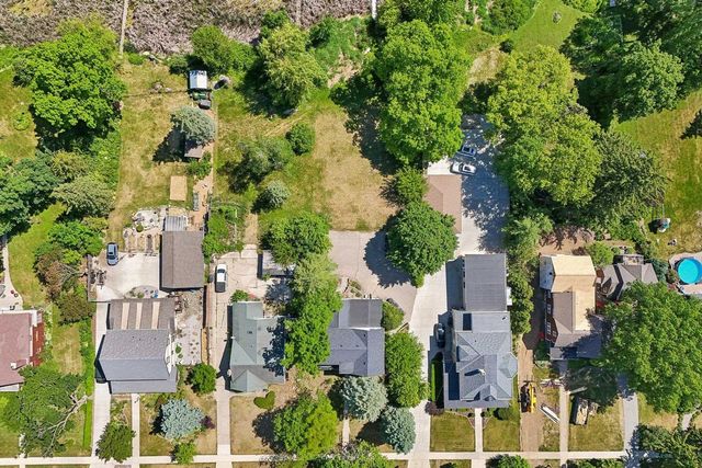 408 W Lake Street, Lake Mills, WI 53551