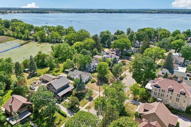 408 W Lake Street, Lake Mills, WI 53551