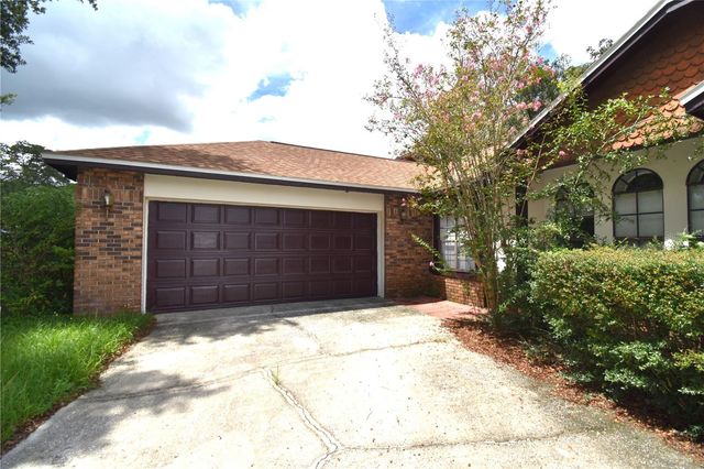 9109 QUEEN ELIZABETH COURT, Orlando, FL 32818
