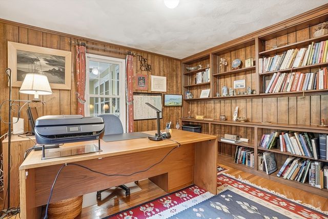 18 Coolidge Road, Wayland, MA 01778