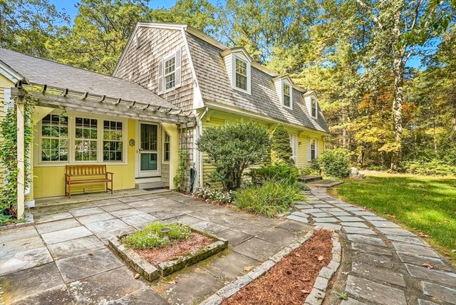 18 Coolidge Road, Wayland, MA 01778