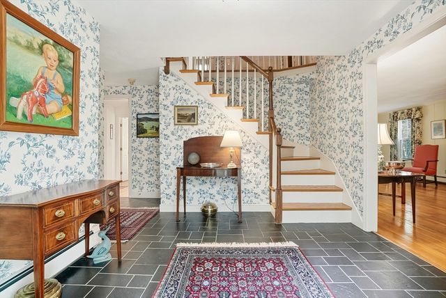 18 Coolidge Road, Wayland, MA 01778