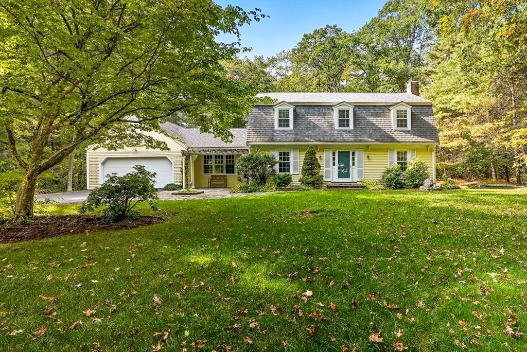 18 Coolidge Road, Wayland, MA 01778