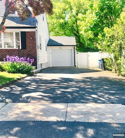 21 Blanche Court, Dumont, NJ 07628