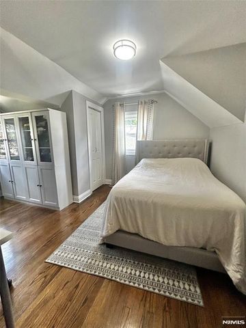21 Blanche Court, Dumont, NJ 07628