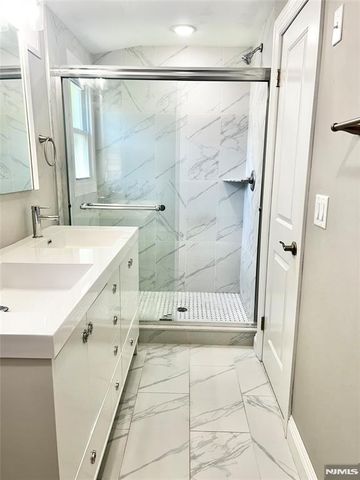 21 Blanche Court, Dumont, NJ 07628