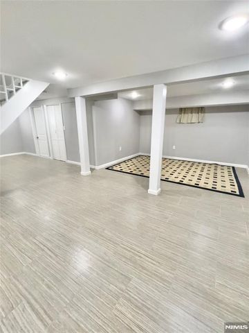 21 Blanche Court, Dumont, NJ 07628
