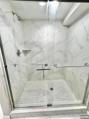 21 Blanche Court, Dumont, NJ 07628