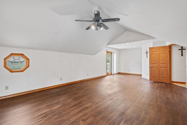 2549 E 1100 N, Demotte, IN 46310