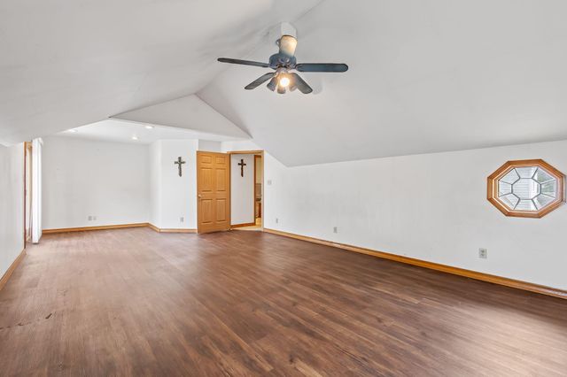 2549 E 1100 N, Demotte, IN 46310