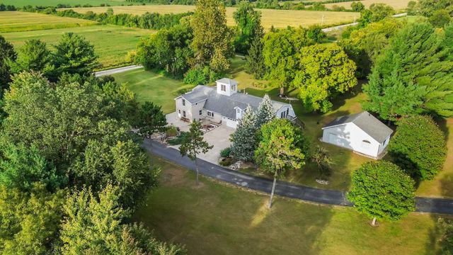 2549 E 1100 N, Demotte, IN 46310