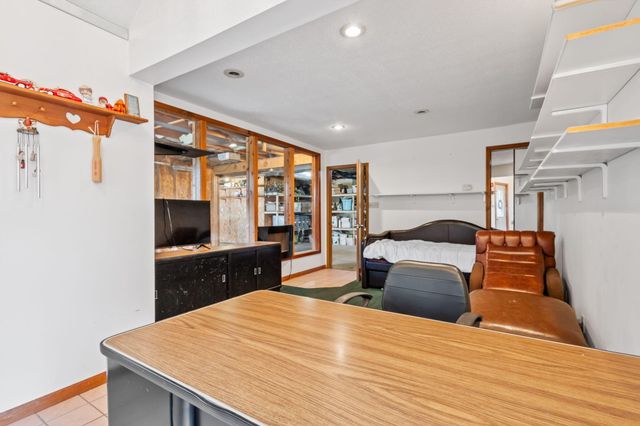 2549 E 1100 N, Demotte, IN 46310