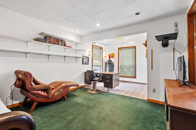 2549 E 1100 N, Demotte, IN 46310