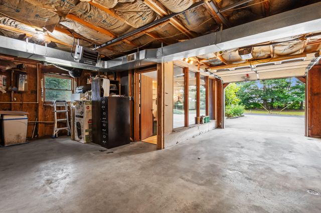 2549 E 1100 N, Demotte, IN 46310