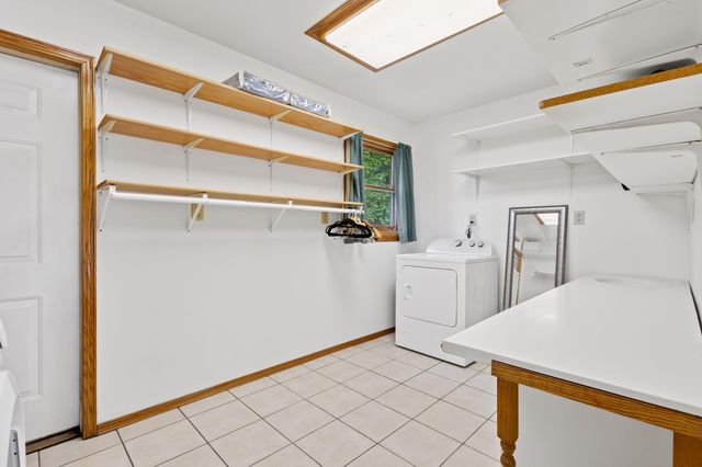 2549 E 1100 N, Demotte, IN 46310