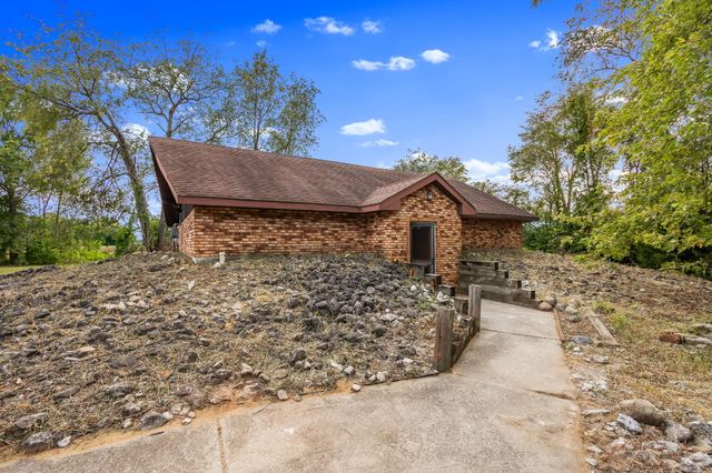 2549 E 1100 N, Demotte, IN 46310