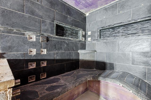 2549 E 1100 N, Demotte, IN 46310