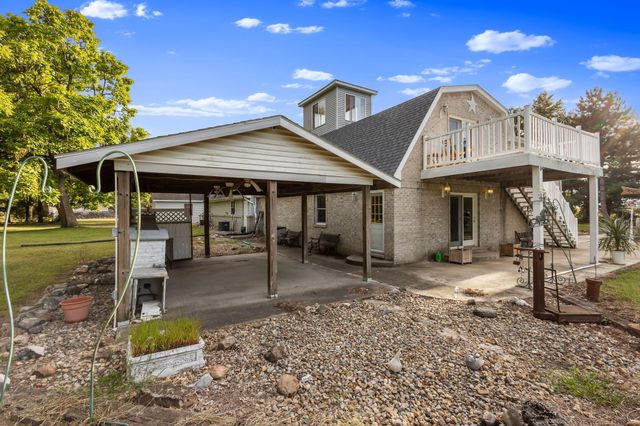 2549 E 1100 N, Demotte, IN 46310