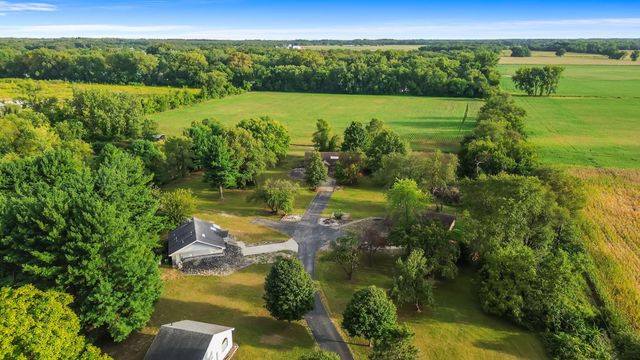 2549 E 1100 N, Demotte, IN 46310