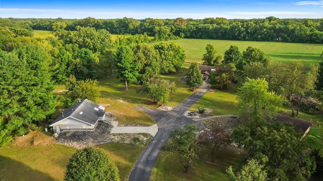 2549 E 1100 N, Demotte, IN 46310