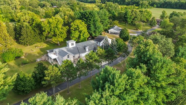 2549 E 1100 N, Demotte, IN 46310