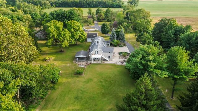 2549 E 1100 N, Demotte, IN 46310