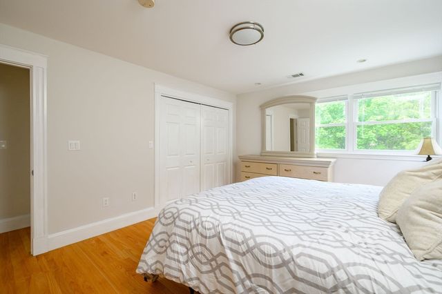 79 Hilltop St, Milton, MA 02186