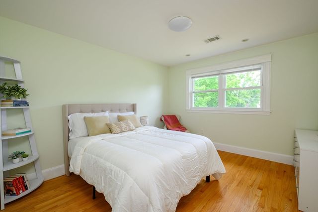 79 Hilltop St, Milton, MA 02186