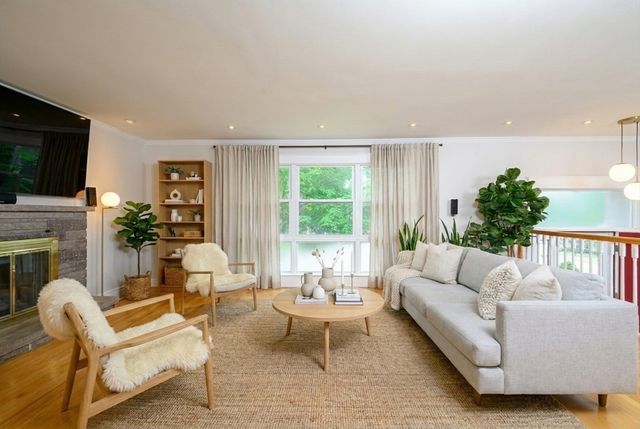 79 Hilltop St, Milton, MA 02186