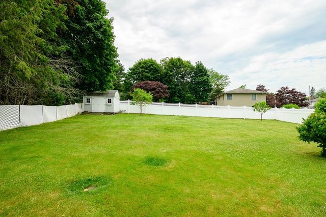 79 Hilltop St, Milton, MA 02186
