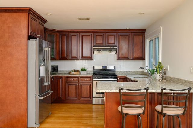 79 Hilltop St, Milton, MA 02186